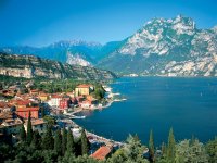 Праздник, который всегда с вами - Италия и ее сказочные озера