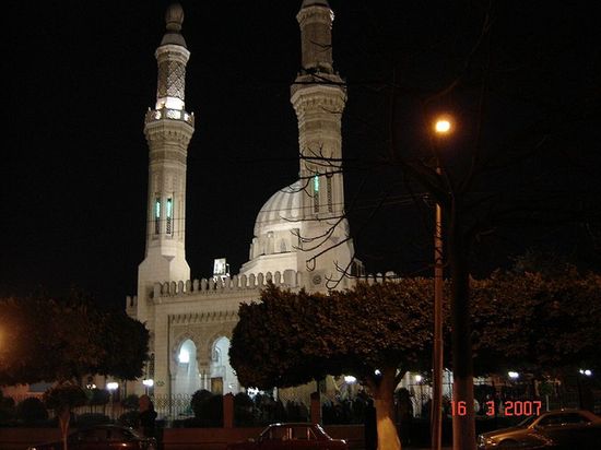 Одна из старейших мечетей в Банхе - Мечеть Насера