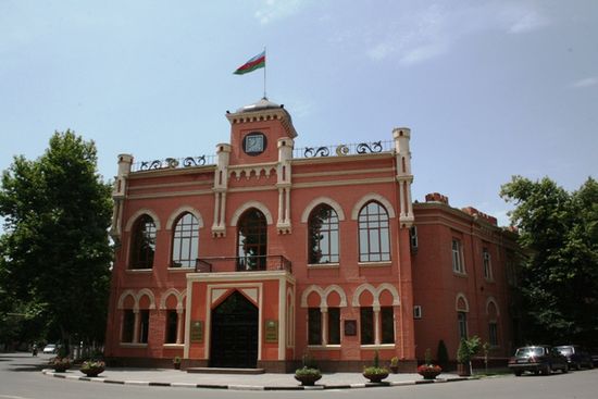 Здание Азербайджанского Национального Совета в 1918 г.