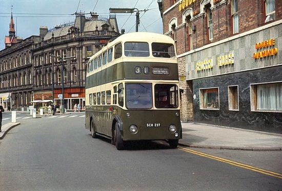 Троллейбус на улицах города Дерби (1967)