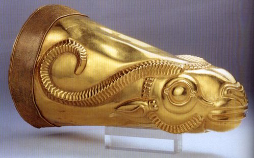 Золотая чаша периода Ахеменидов из Экбатанов