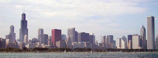 Небоскрёбы Чикаго, вид с озера Мичиган