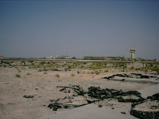 Международный аэропорт им. Ясира Арафата (ныне не действует).