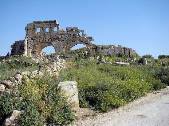 Руины маронитской базилики в Брэд, Алеппо