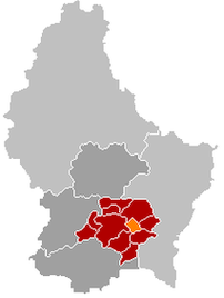 Оранжевый цвет - коммуна Сандвейлер, красный - кантон Люксембург.
