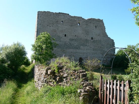 Руины крепости Водемон. Восточный торец «башни Брюноль».