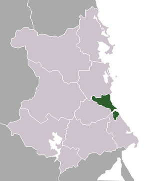 Город Туихоа (выделен зелёным) на схеме административного деления провинции Фуйен