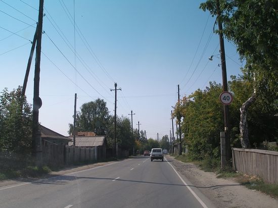 Центральная улица в Лебяжьем