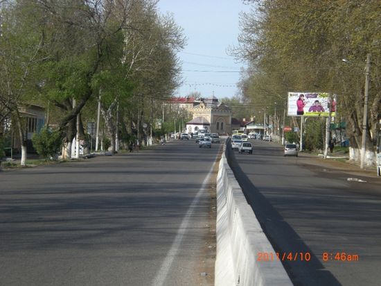 Проспект Алишера Навои, район Троицка