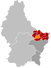 Оранжевый цвет - коммуна Консдорф, красный - кантон Эхтернах.