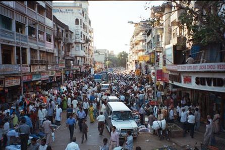 Уличное движение в Мумбаи