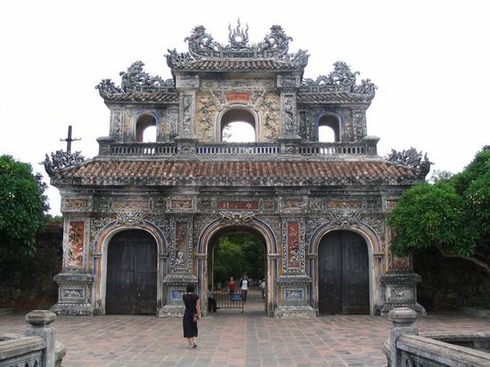 Ворота Хьеннён (Hin Nhn)
