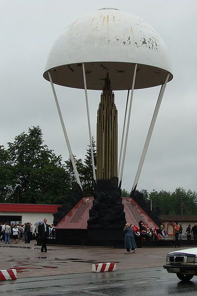 Памятник героям-десантникам в Черёхе