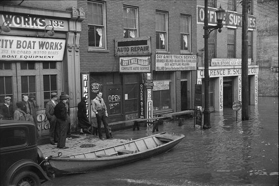 Луисвилл во время «Великого наводнения»