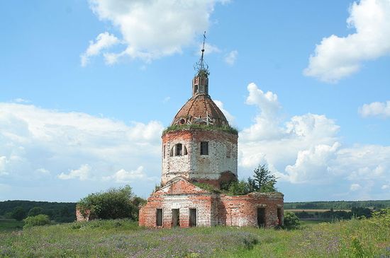 Церковь в селе Самарово