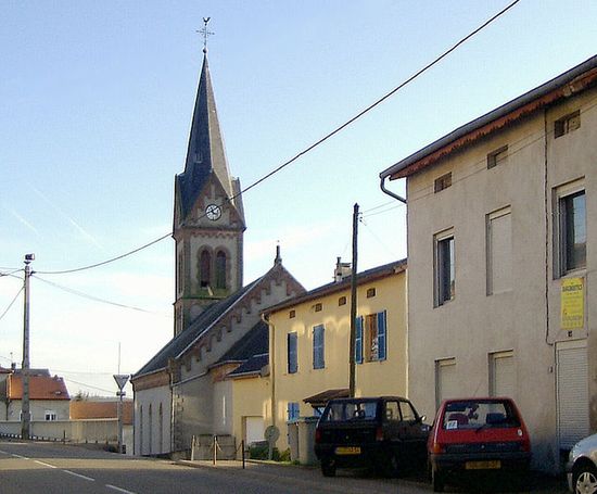 Бьонвиль-сюр-Нье. Церковь святого Жана Батиста.