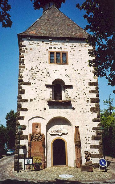 Бруннентурм (Колодезная Башня)