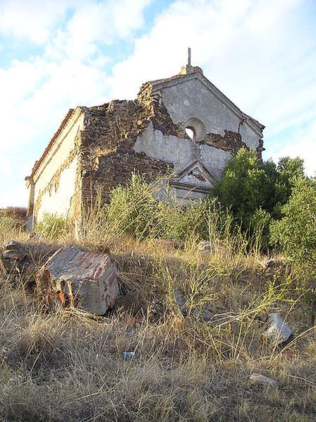 Развалины церкви
