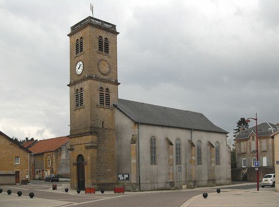 Церковь Сен-Элуа в Окуре.