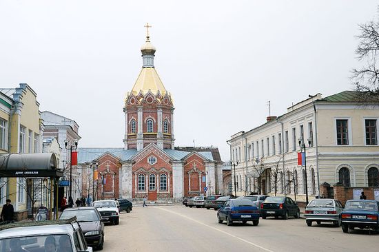 Советская улица визуально ограничена Вознесенским собором