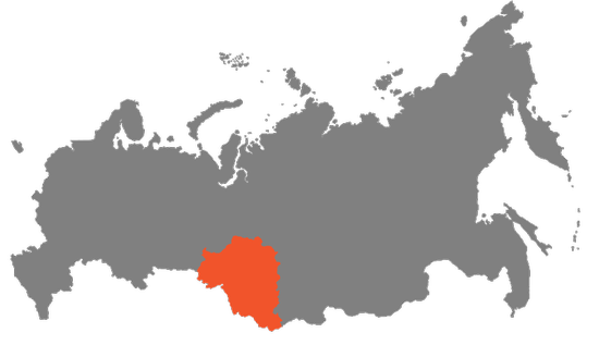 Город Калтан, как и вся Кемеровская область, находится в часовой зоне, обозначаемой по международному стандарту как Omsk Time Zone (OMST). Смещение относительно UTC составляет +7:00. Относительно Московского времени часовой пояс имеет постоянное смещение +3 часа и обозначается в России соответственно как MSK+3. Омское время отличается от поясного времени на два часа.