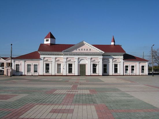 Здание железнодорожного вокзала