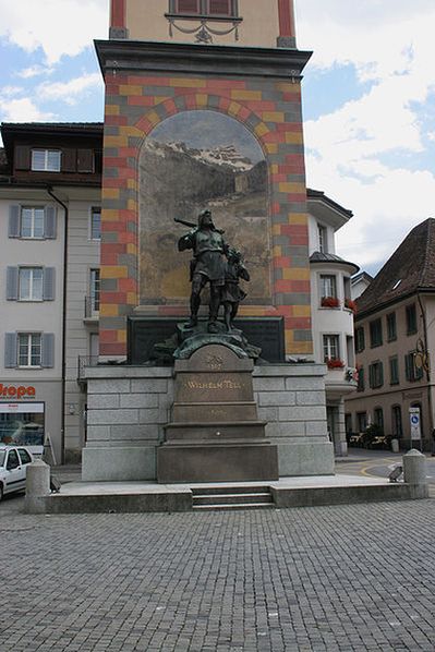 Памятник Вильгельму Теллю.
