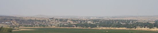 Панорамный вид на Эль-Кунейтру с запада.