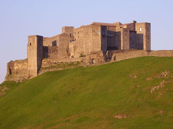 Норманнский замок в Мельфи