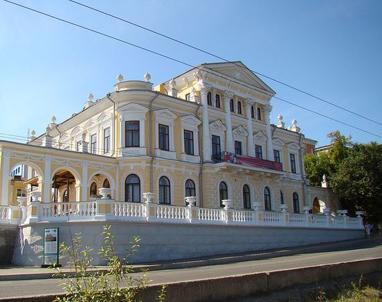 Дом Мешкова, где располагается краевой музей