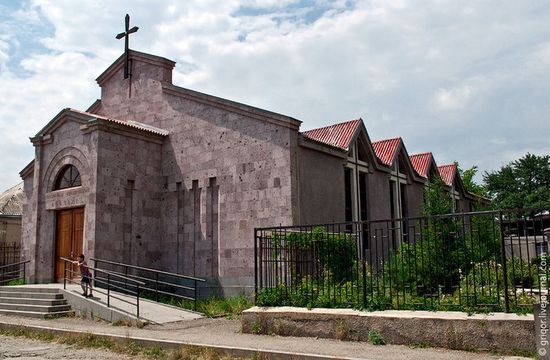 Армянская евангелистская церковь в Степанаване
