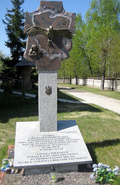 Памятник Дануте Седзиковне