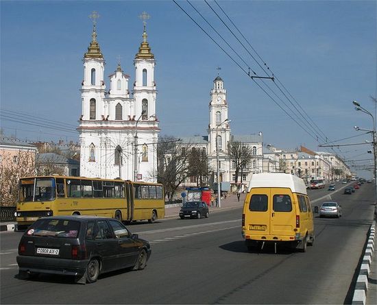 Вид на ул. Ленина с Октябрьского моста