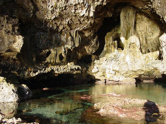 Пещера Аваики.