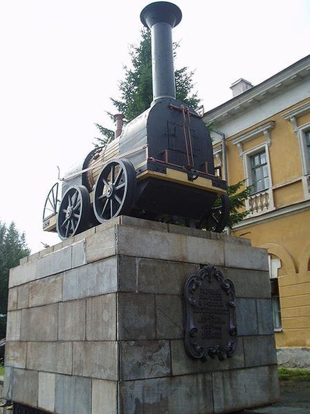 Памятник паровозу Черепановых — первому паровозу России