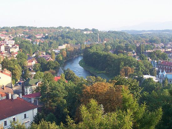 Вид на Ользу, чешскую и польскую часть города