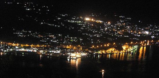 Ночной Порт-Нумбай