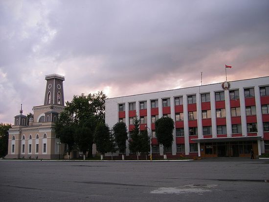 Здание Администрации района и городская ратуша