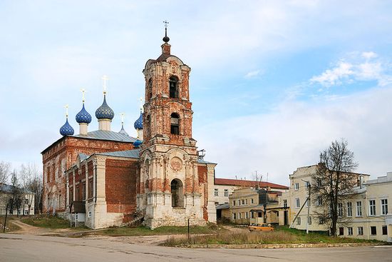 Успенская церковь (1753 г.), Соборная площадь