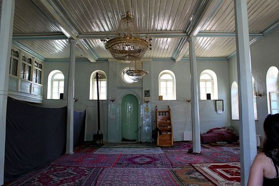 Мечеть в Лагиче