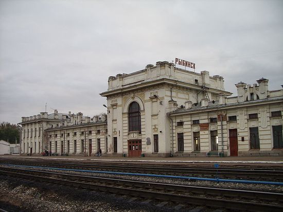 Вокзал ст. Рыбинск. Фото 2008 г.