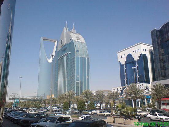 Современные здания Эр-Рияда.