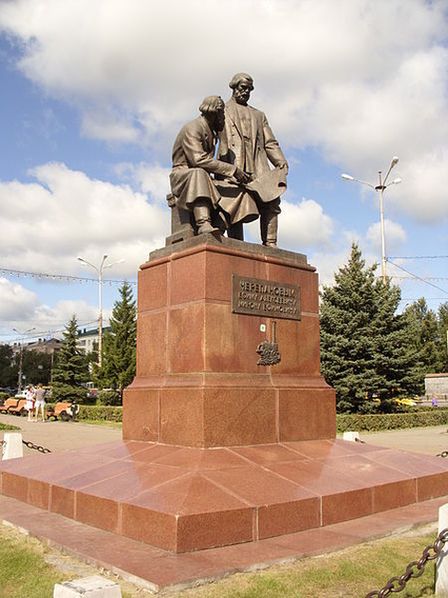 Памятник Е.А. и М.Е. Черепановым