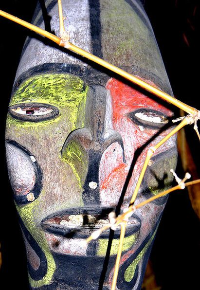 Церемониальная маска жителей Вануату