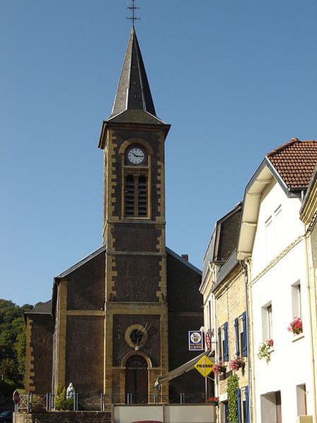 Церковь Сен-Жан-Баптист в Горси.