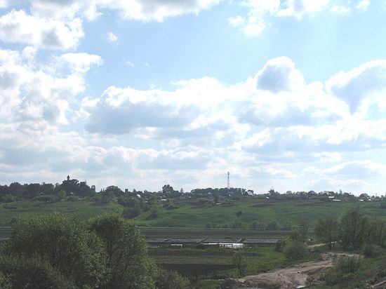 Вид на село Липицы со стороны Оки