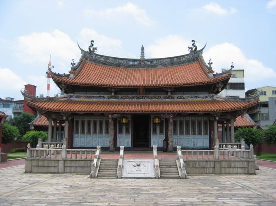 Храм Конфуция в Чжанхуа