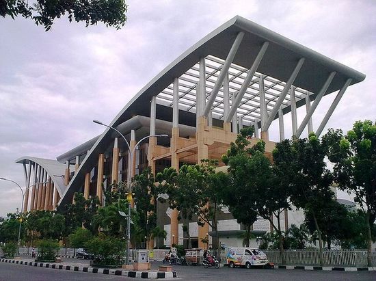 Общественная библиотека Паканбару — одна из лучших в Индонезии