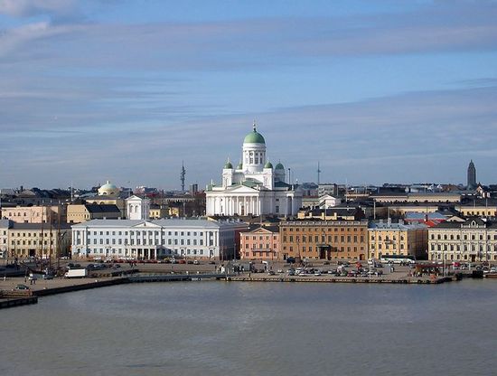 Вид на центр Хельсинки — Южная гавань и Кафедральный собор
