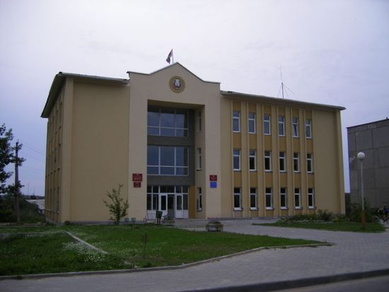 Здание поселкового исполнительного комитета